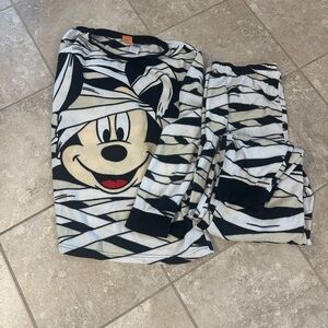 Disney Women’s Pajama Set - Black and White Mickey Design